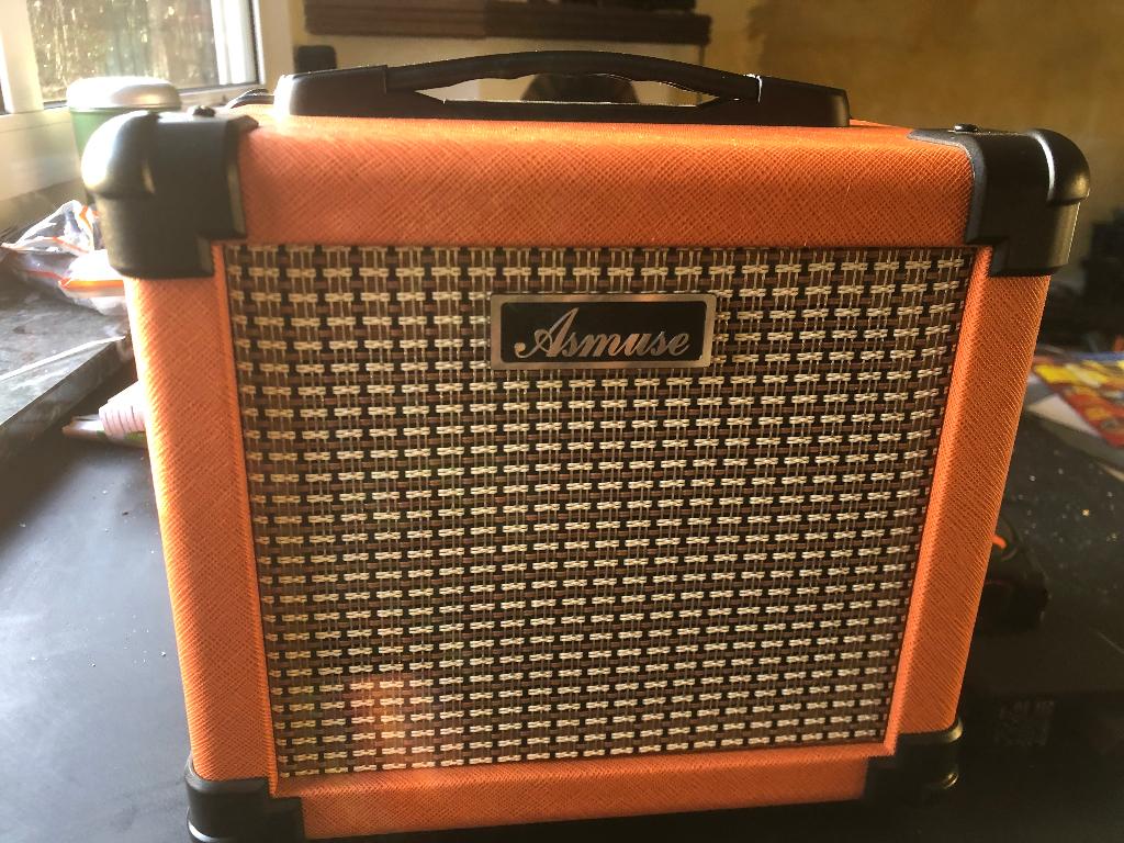 Portable gitaarversterker, Ophalen of Verzenden, Zo goed als nieuw, Gitaar, Minder dan 50 watt