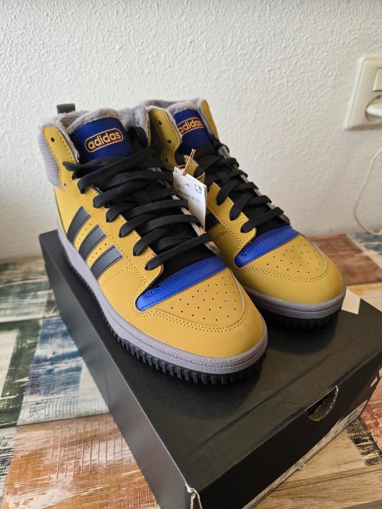 Adidas Hoge Sneakers - Maat 38 - Nieuw!, Adidas, Geel, Nieuw, Ophalen of Verzenden