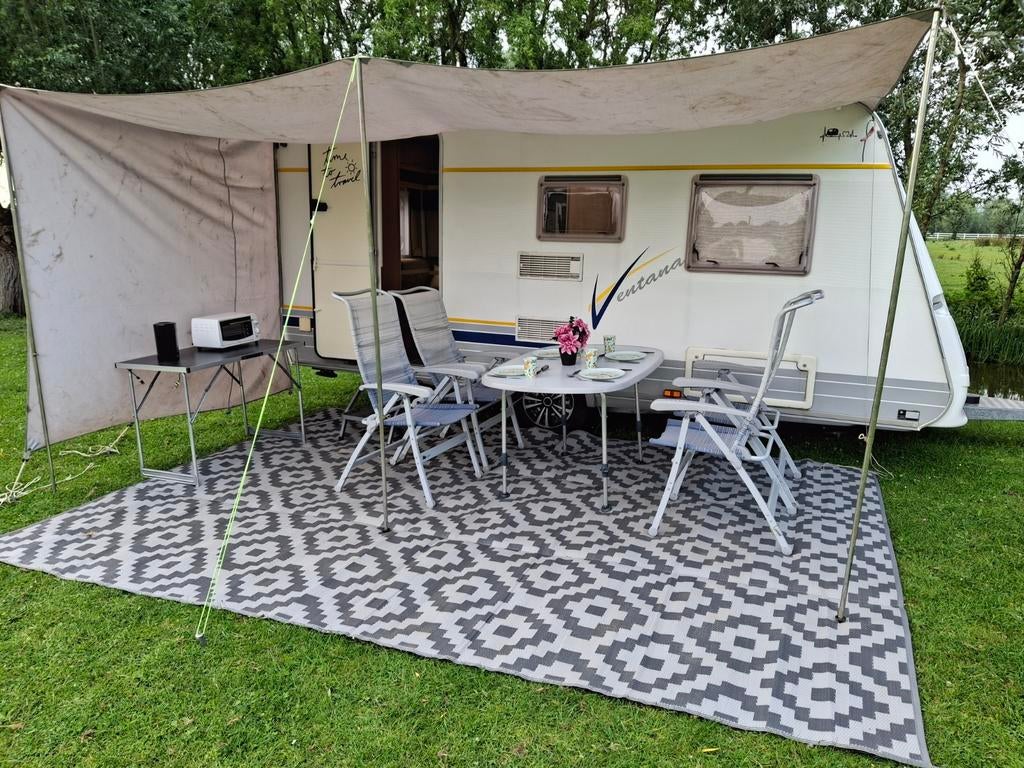 Te huur huren nette caravan  Pinksteren vakantie weekend weg