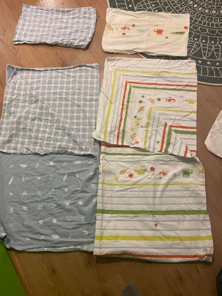 2x Ledikant Dekbedovertrekset, Ophalen of Verzenden, Gebruikt, Overige kleuren, Overige typen