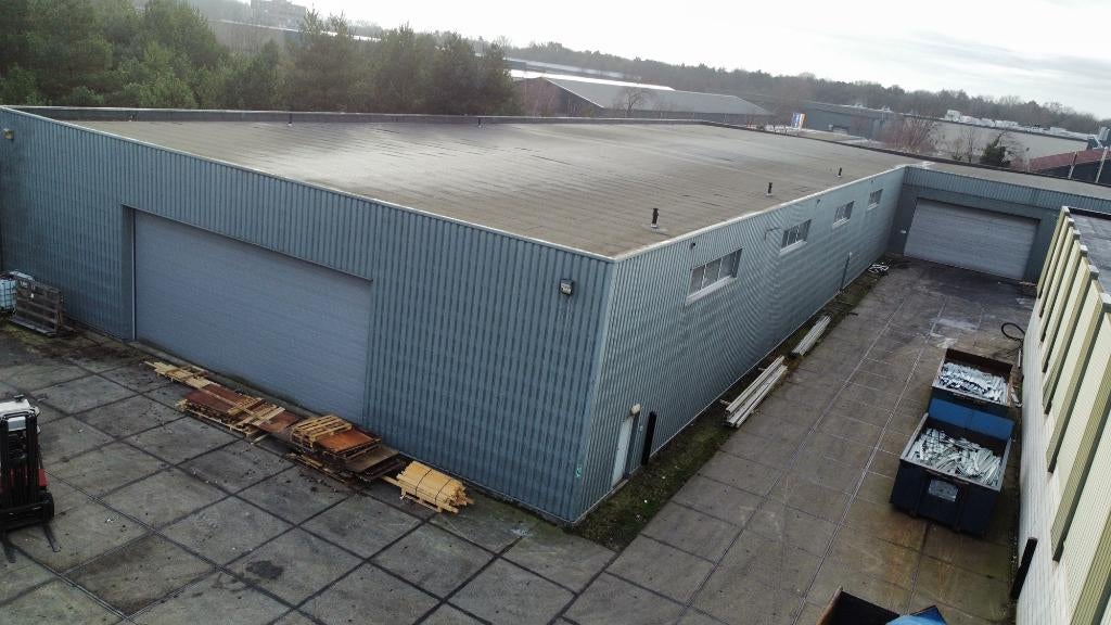 Staalconstructies 2000m2, Doe-het-zelf en Verbouw, Metalen, Ophalen, Zo goed als nieuw, IJzer