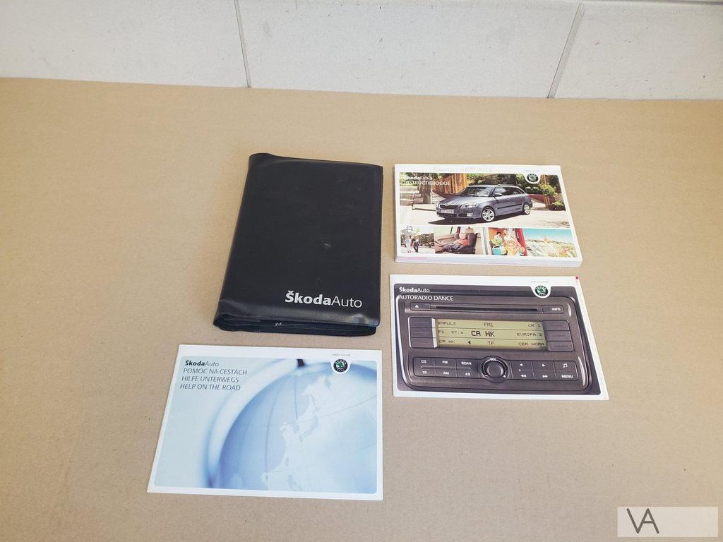 Skoda Fabia 2 2007 -2010 handleiding instructieboekje in map, Ophalen of Verzenden