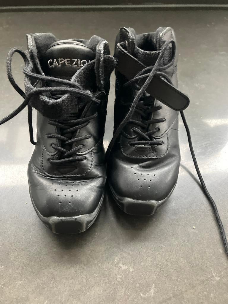 Zwarte dansschoenen maat 34, Sport en Fitness, Dansen, Ophalen, Gebruikt, Schoenen