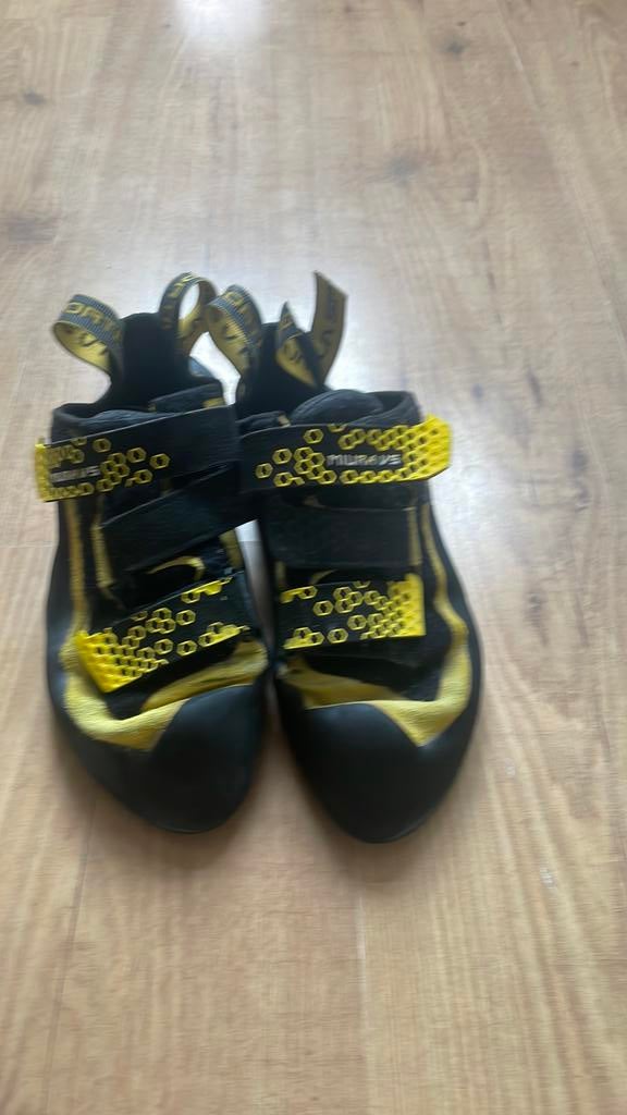 La sportiva klim schoenen maat 43, Sport en Fitness, Ophalen, Zo goed als nieuw, Klimsportschoenen