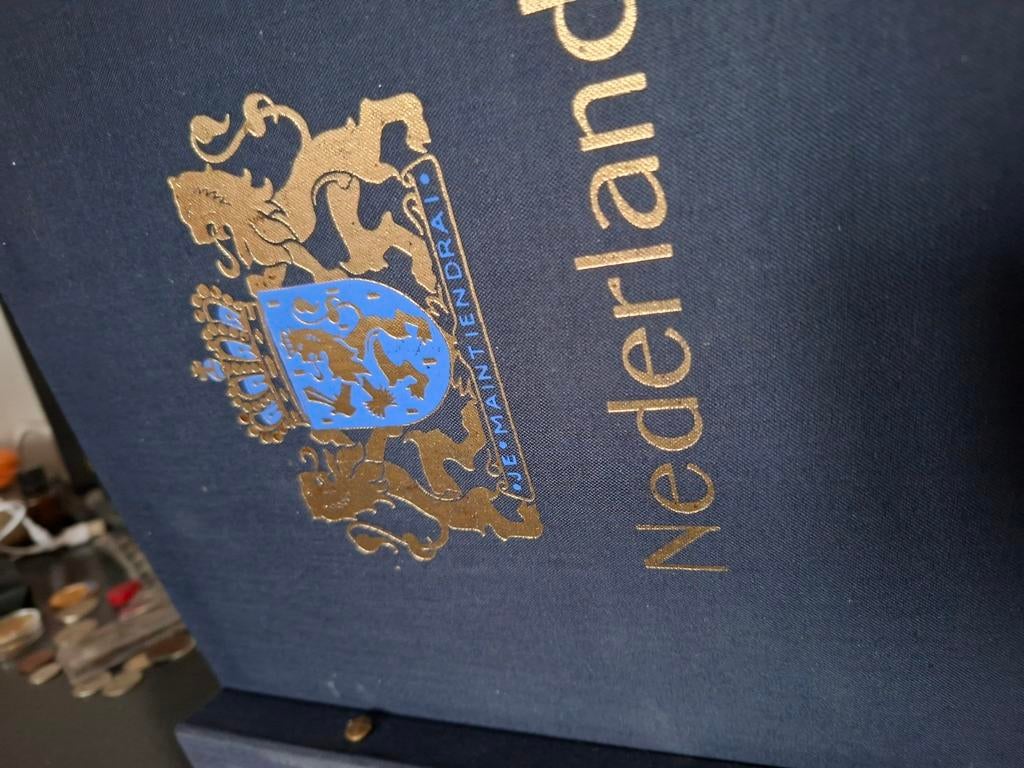 Postzegels blz 1-109 missen een aantal bieden, Ophalen of Verzenden, Buitenland