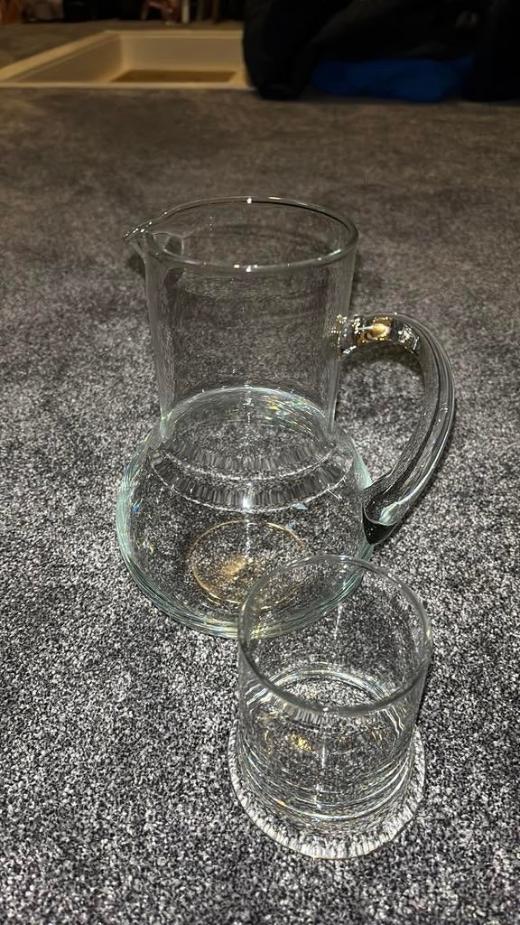 Waterkan met glas, Huis en Inrichting, Keuken | Servies, Glas of Glazen, Nieuw, Ophalen of Verzenden, Glas