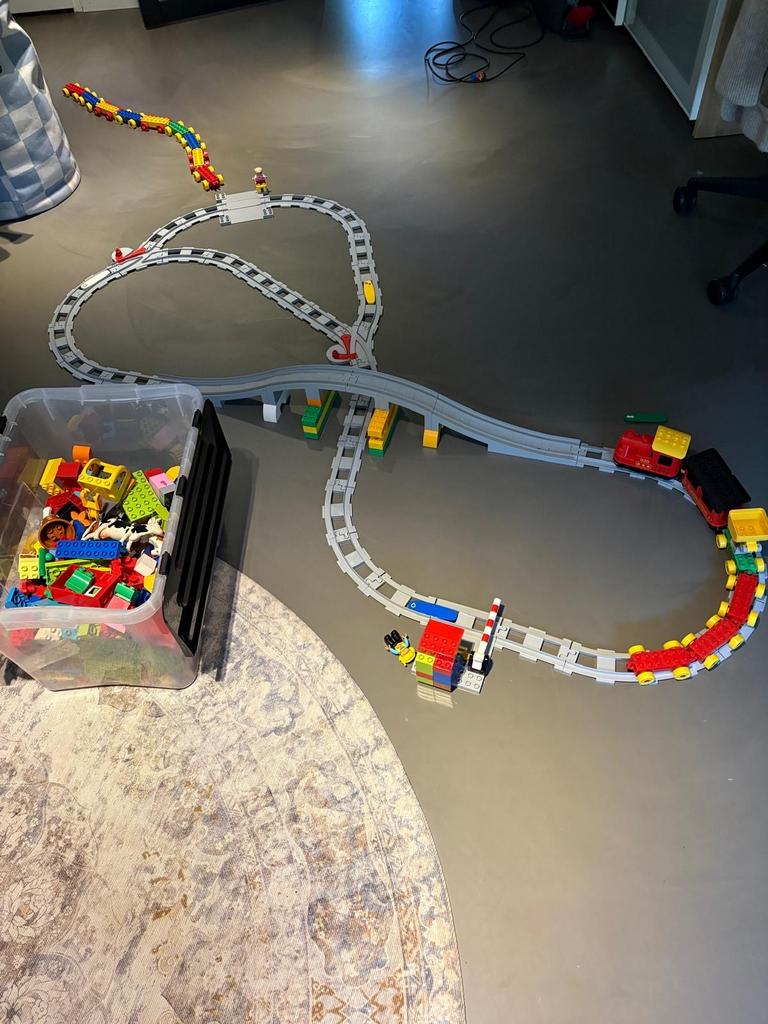 Duplo treinbaan met losse Duplo blokken, Inclusief minifiguren, Gebruikt, Ophalen of Verzenden, Duplo