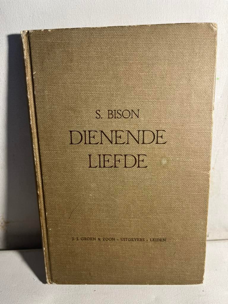 Dienende liefde" geschreven door Sander Bison, Antiek en Kunst, Ophalen of Verzenden