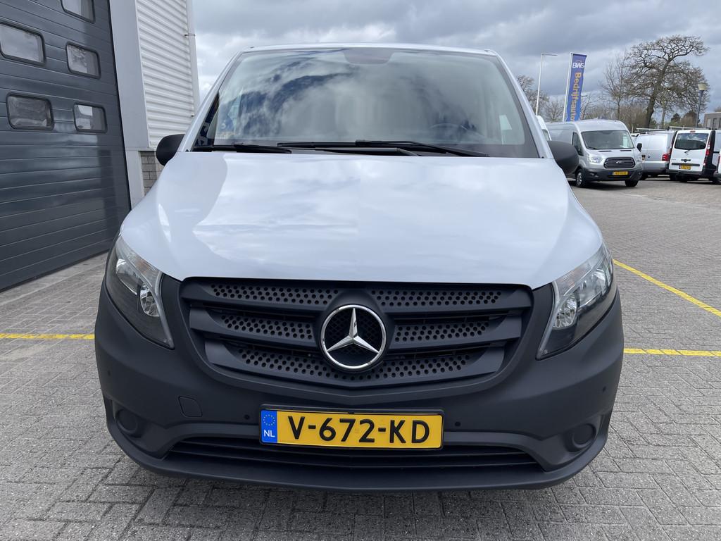 Mercedes-Benz Vito 111 CDI Functional Lang L2H1 / rijklaar, Auto's, Bestelauto's, Voorwielaandrijving, Stof, Gebruikt, 4 cilinders