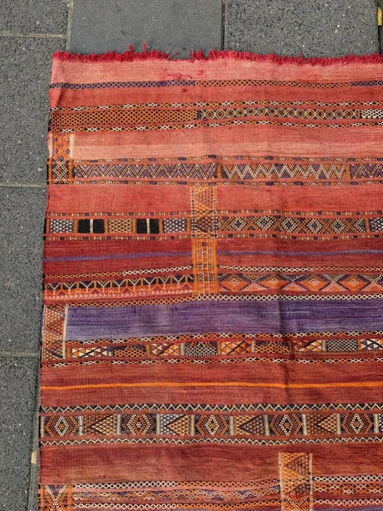 Zijd Marokkaanse Kilim ( Morocco silk Gilim ) 140 x 115 cm, Wol, Ophalen of Verzenden, Zo goed als nieuw, NA