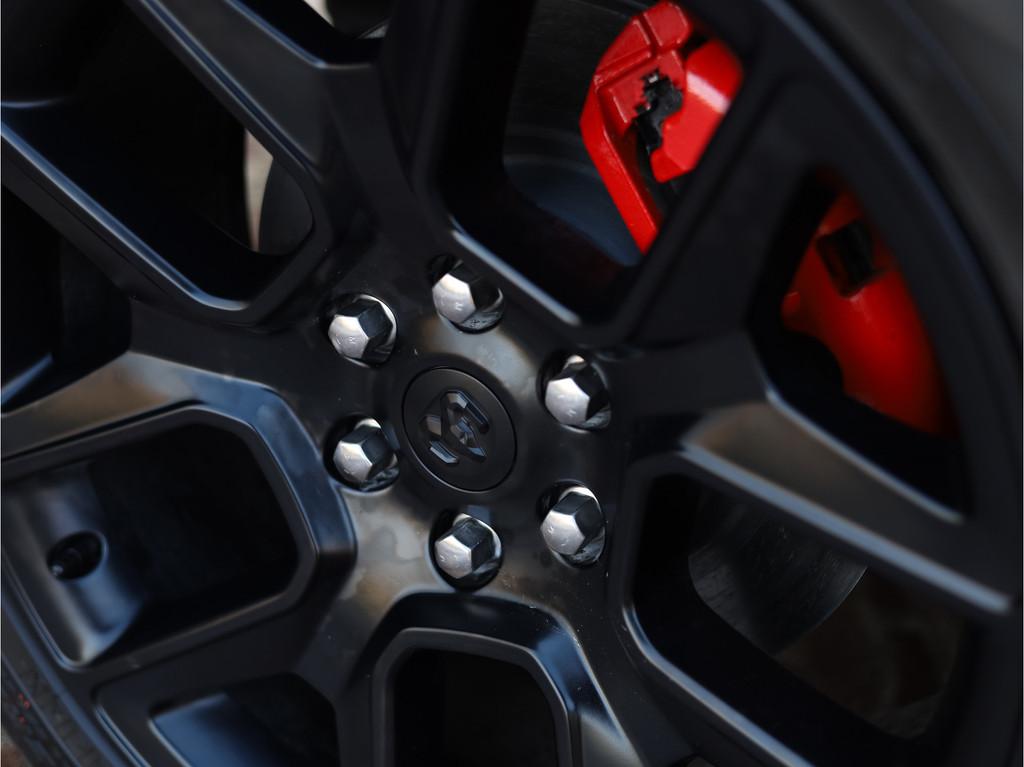 Dodge Ram 1500 2025 3.0L HURRICANE LARAMIE Night | BPM VRIJ, Auto's, Automaat, 2993 cc, Met garantie (alle), Zwart