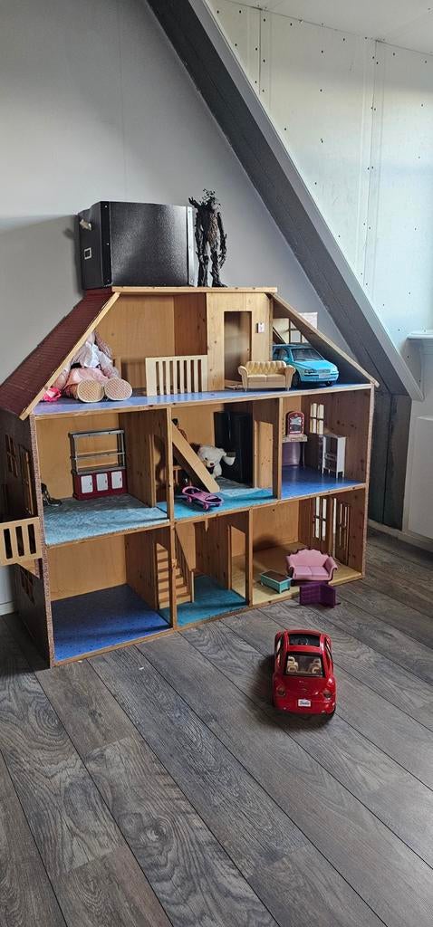 Uniek handgemaakt poppenhuis met liefde gemaakt, Ophalen of Verzenden, Gebruikt, Poppenhuis