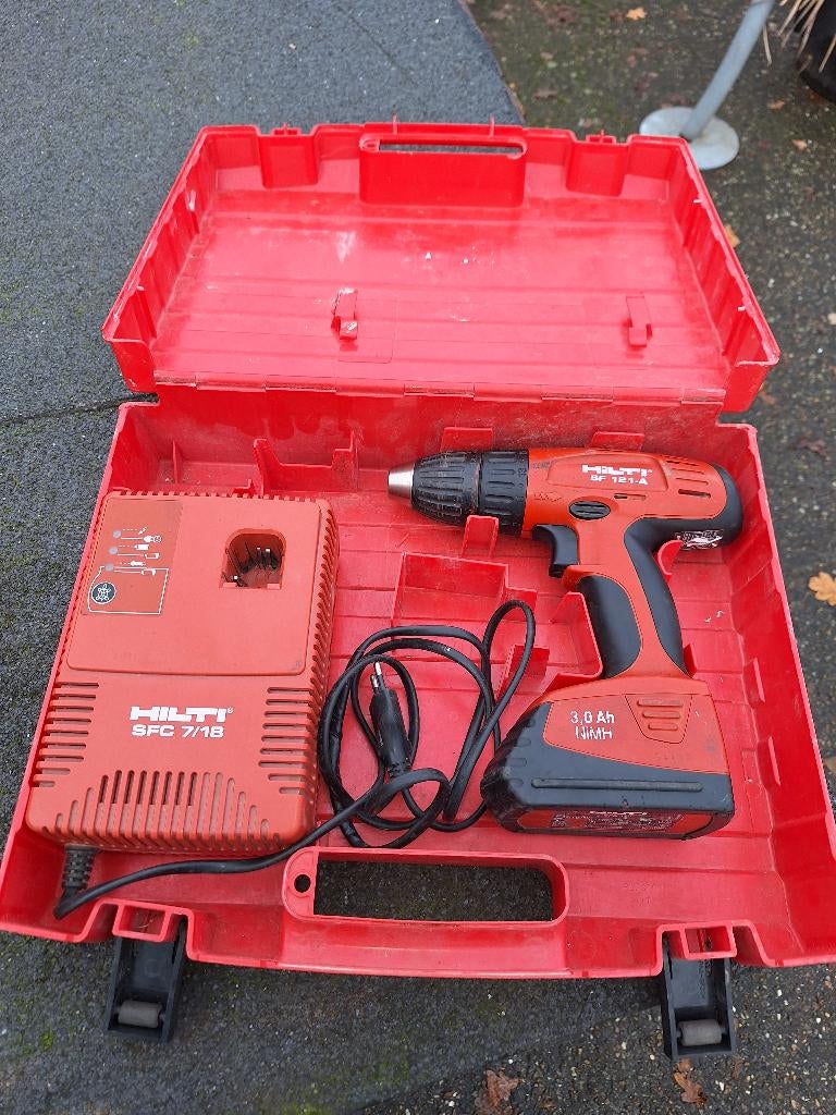 Hilti schroefmachine / accu boormachine, Ophalen, Gebruikt, Variabele snelheid, Boor- en Schroefmachine