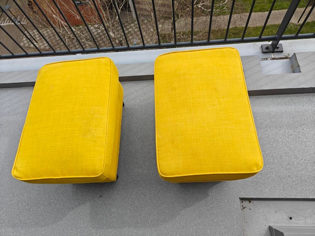 2 Ikea Standmon voetenbanken geel, Huis en Inrichting, Banken | Voetenbanken en Poefen, Ophalen, Minder dan 50 cm, Zo goed als nieuw