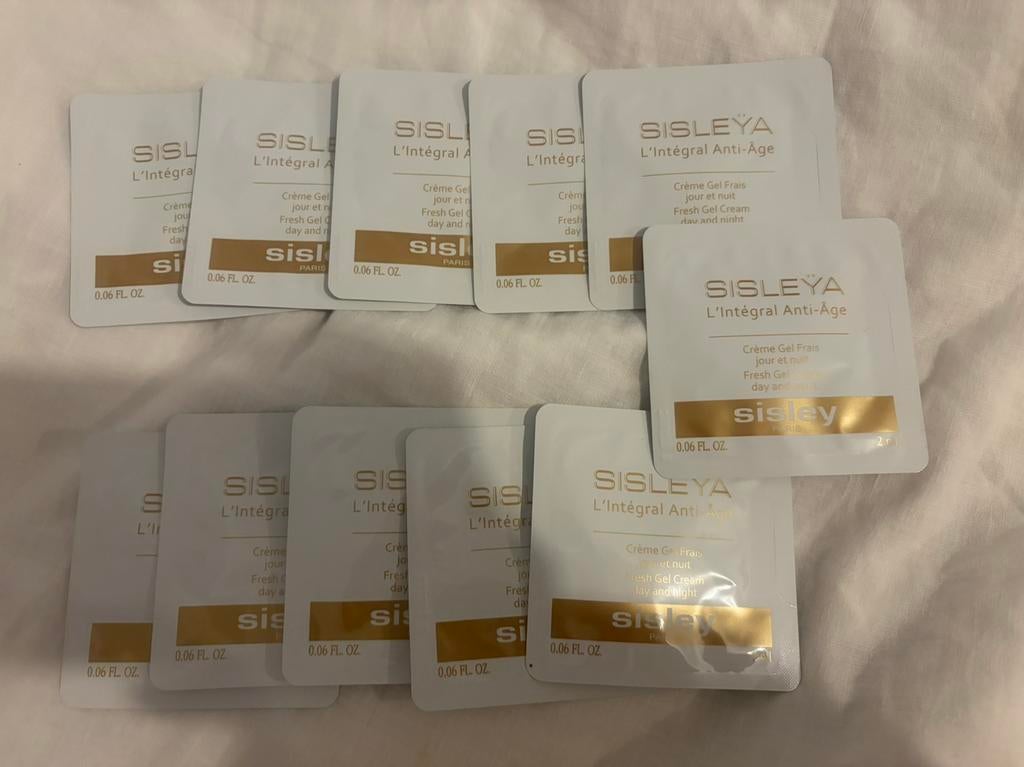SISLEYA L’INTERGRAL ANTI AGE SACHETS 11x 2 ML SACHETS 22ML, Verzenden, Nieuw, Gehele gezicht, Verzorging