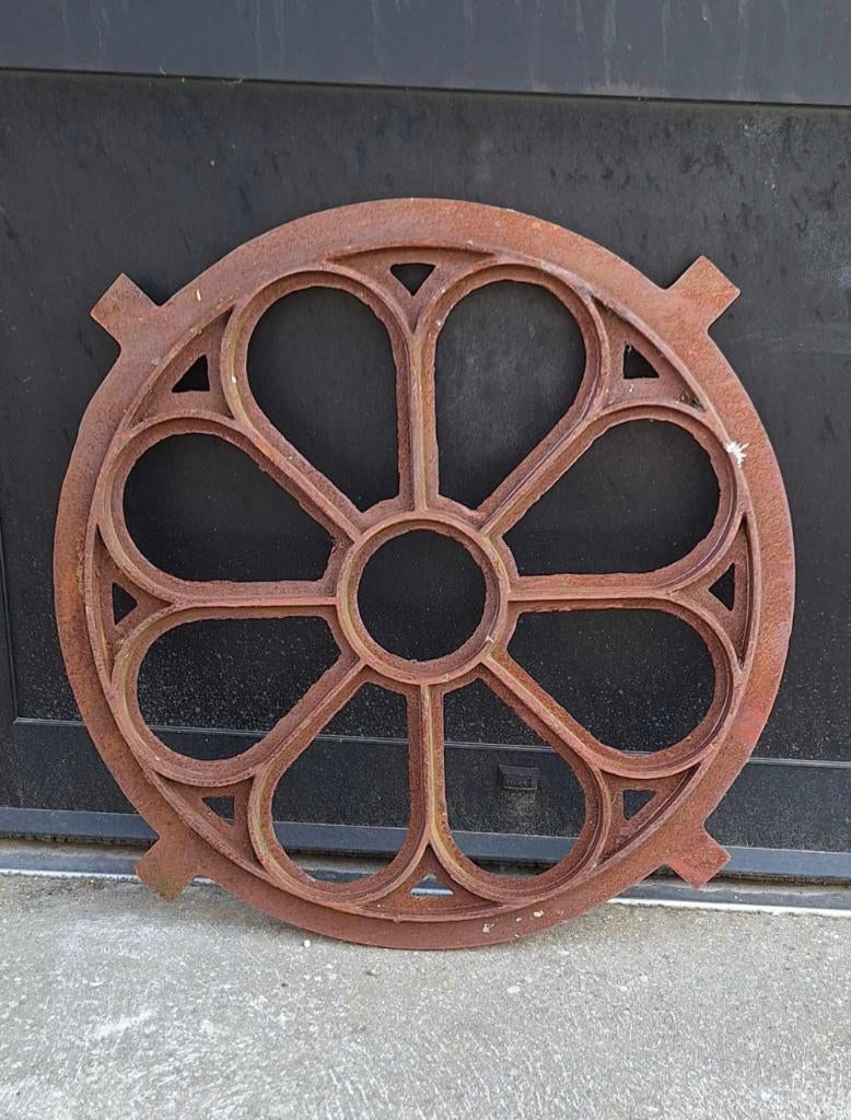 Rond gietijzeren stalraam als deco of voor gebruik., Ophalen, Minder dan 80 cm, Overige typen, Nieuw