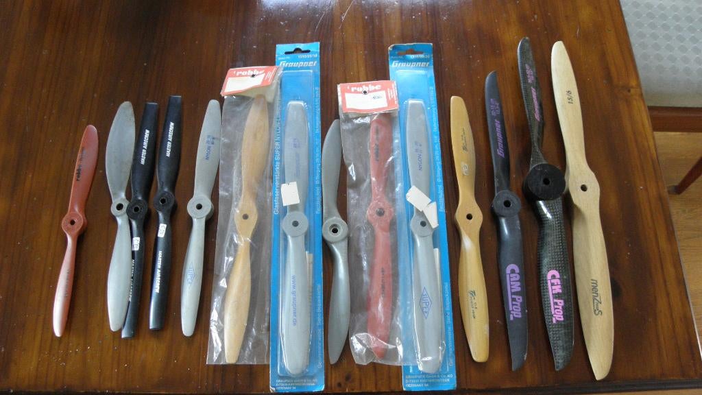 propellors  vast, Hobby en Vrije tijd, Modelbouw | Radiografisch | Vliegtuigen, Ophalen, Zo goed als nieuw