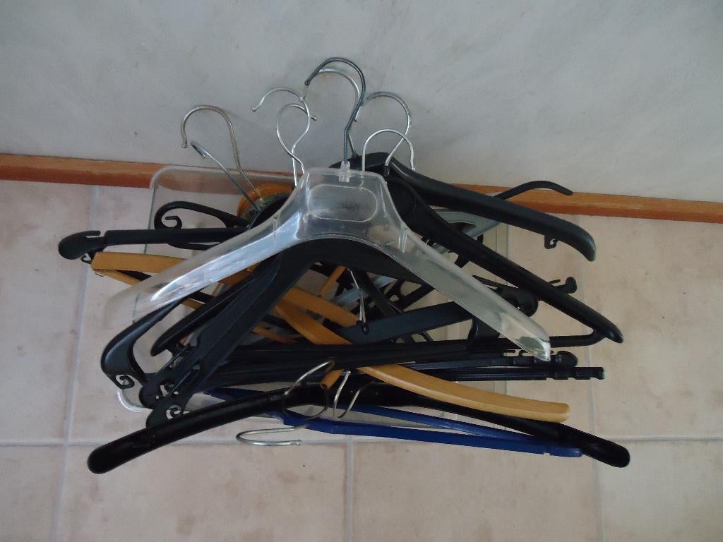 gratis ophalen - tas vol kledinghangers, Ophalen, Nieuw