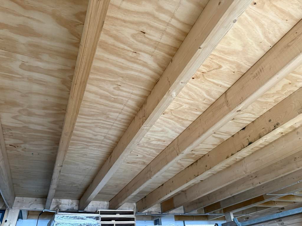 Partij Bouwhout: vuren balk 71x171 underlayment platen 18mm, Doe-het-zelf en Verbouw, Hout en Planken, Gebruikt, Balk, Vuren, 300 cm of meer