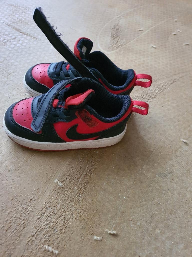 Nike maat 24, Kinderen en Baby's, Kinderkleding | Schoenen en Sokken, Ophalen, Schoenen, Zo goed als nieuw, Nike