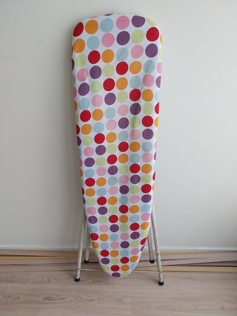 Oude strijkplank met houten blad, gebruikt, Ophalen, Gebruikt