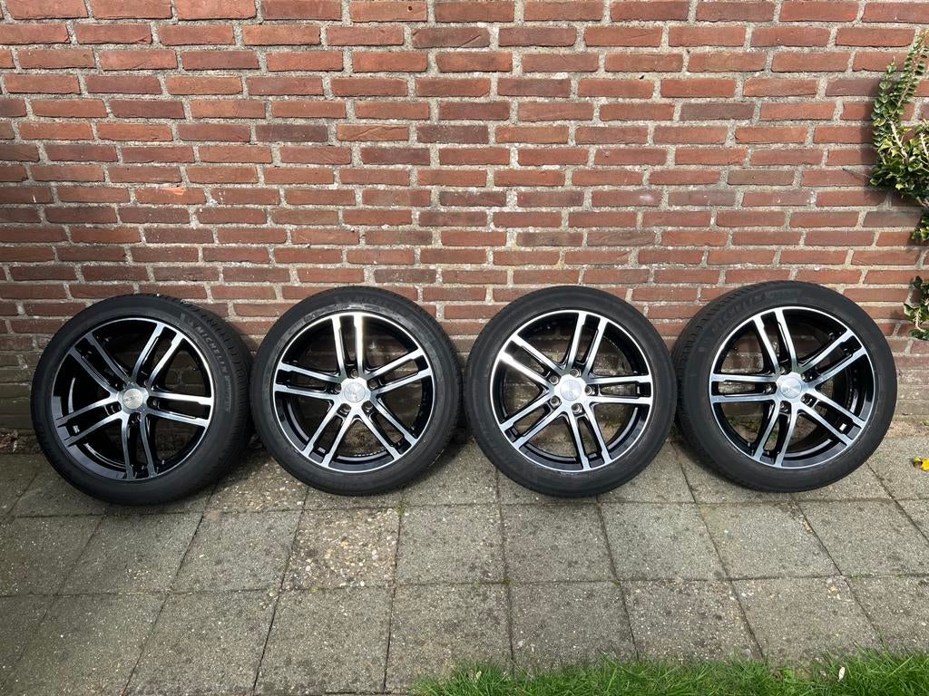 Volvo V70 17 Inch Velgen Michelin 225/45 R17, Ophalen, Velg(en), 17 inch, Zomerbanden