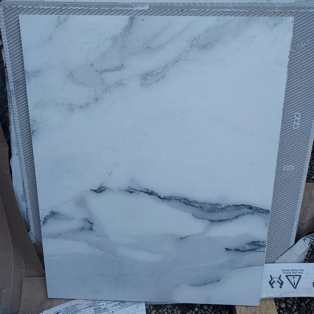 marmeren tegels (60x60 cm) 23 m2, Ophalen, 60 cm of meer, 60 cm of meer, 10 m² of meer