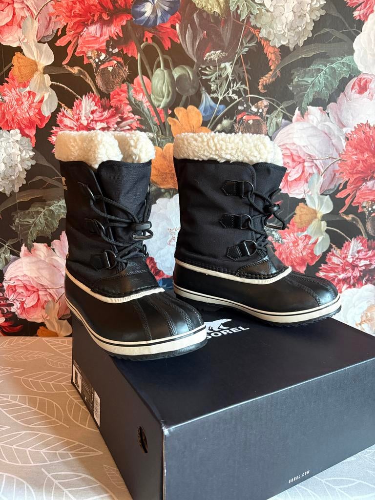 Sorel snowboots maat 37, Ophalen, Zo goed als nieuw, Zwart, Snowboots