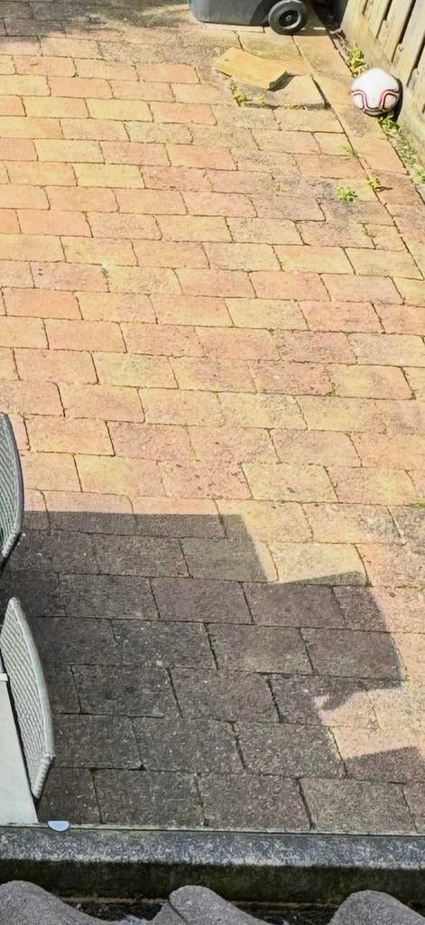 Gratis op te halen. Tuintegels 30x20cm. 65m2, Tuin en Terras, Tegels en Klinkers, Ophalen, Gebruikt, 10 m² of meer, Beton