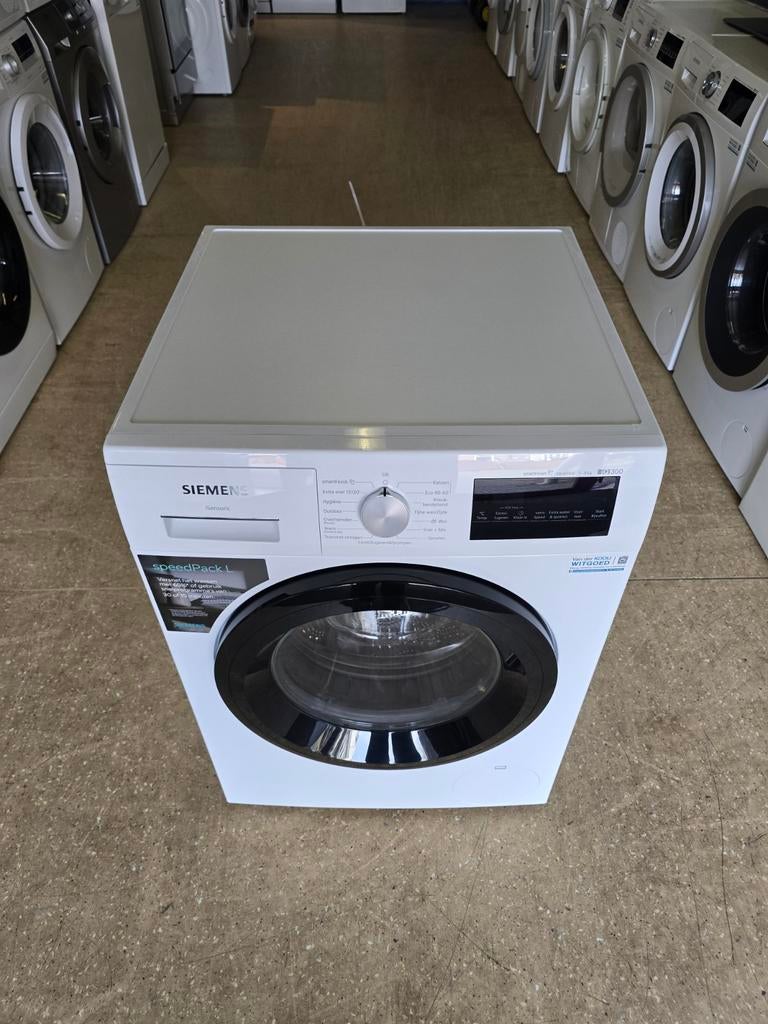 Siemens IQ 300 wasmachine | 8 kilo | 1 jaar jong! | ZGAN!🔥, Ophalen, Jirnsum, 1200 tot 1600 toeren, 8 tot 10 kg