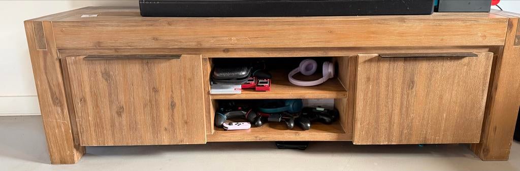 Houten tv-meubel met twee deuren en open vakken, Ophalen, Gebruikt, 100 tot 150 cm, Minder dan 100 cm