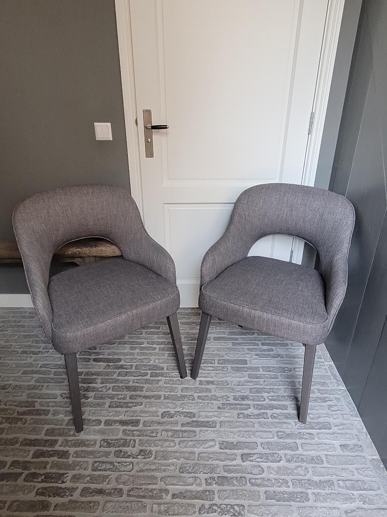 Eetkamerstoelen grijs 1 - 3 st. zgan, Ophalen, Drie, Zo goed als nieuw, Stof