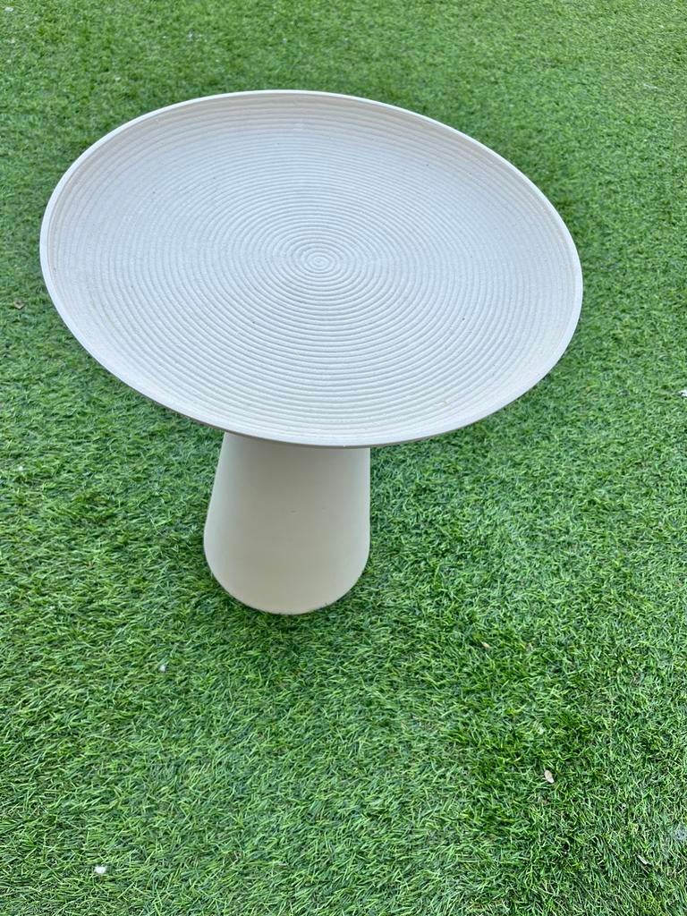 Bijzet tafel, Ophalen, Zo goed als nieuw