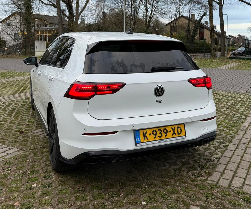 Volkswagen Golf R-Line 1.5 Etsi 150pk 7-DSG 2020 Wit, Auto's, Volkswagen, 1498 cc, 680 kg, 4 cilinders, 150 pk