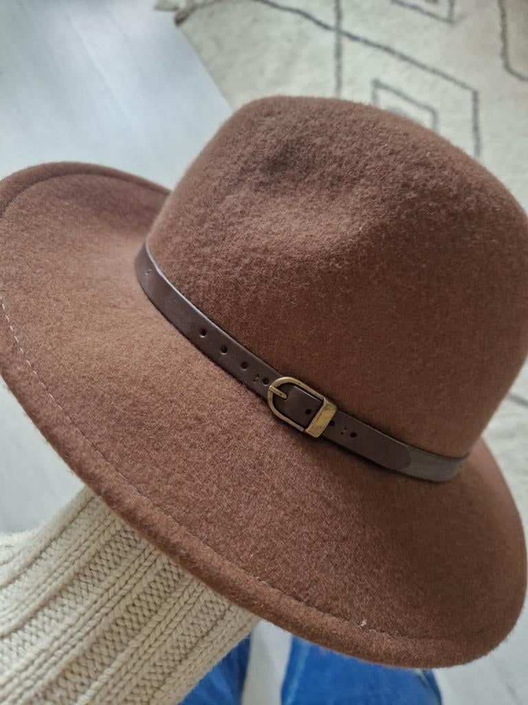 Bruine wollen hoed, maat 55, Kleding | Dames, Hoeden en Petten, Ophalen, Zo goed als nieuw, Hoed