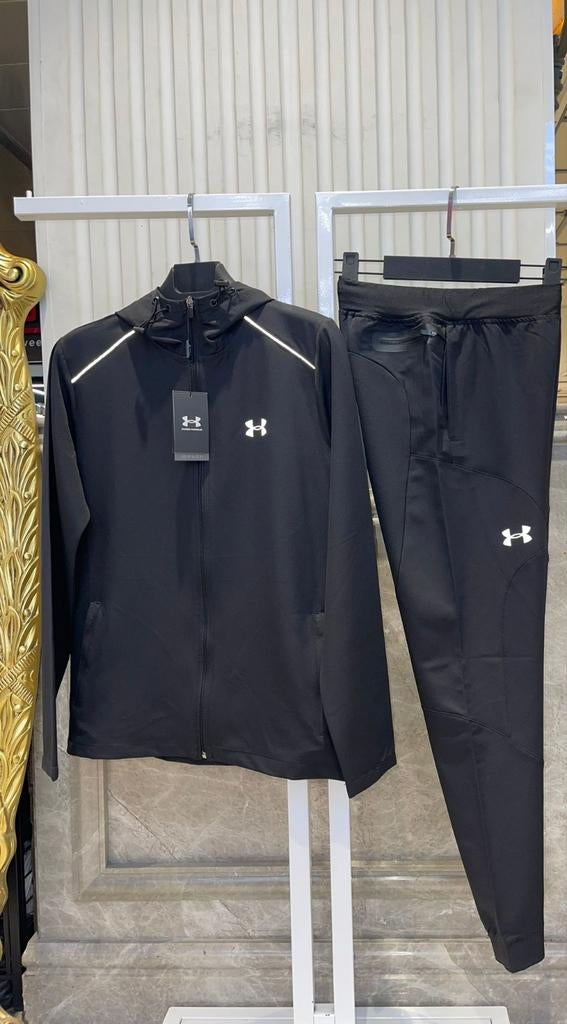 Under armour pak, Zwart, Nieuw, Overige maten, Ophalen of Verzenden
