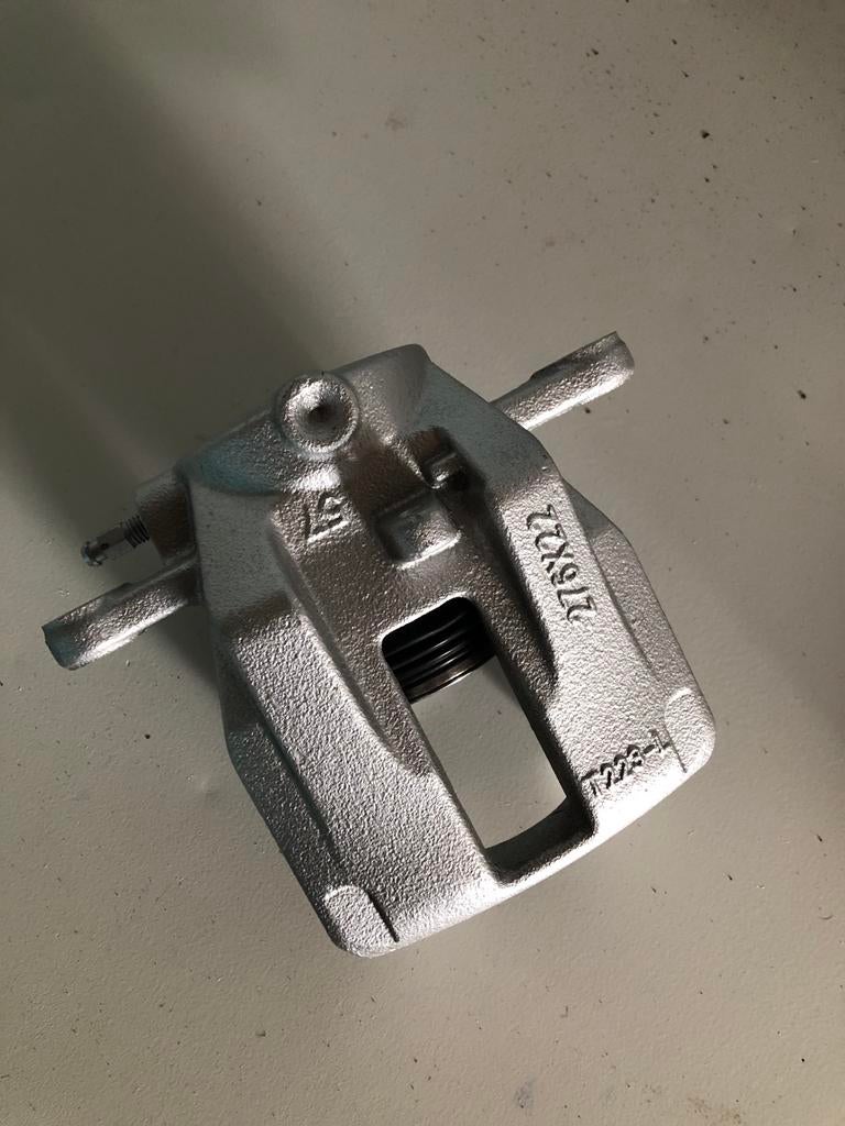 Remklauw voorzijde Mercedes B klasse W245, Auto-onderdelen, Ophalen, Gebruikt, Mercedes-Benz