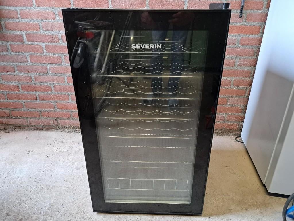 Wijnklimaatkast/koelkast Severin (95Liter), Witgoed en Apparatuur, Koelkasten en IJskasten, Ophalen, Zonder vriesvak, Zo goed als nieuw