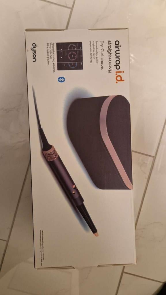 Dyson Airwrap i.d. straight+wavy - Nieuw, Ophalen of Verzenden