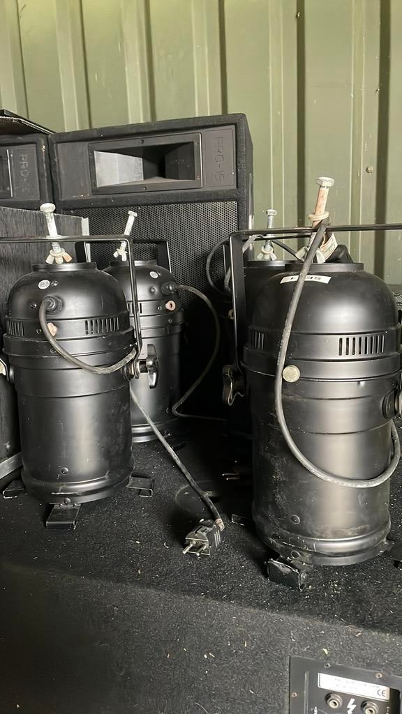 4 podium lampen, Ophalen, Zo goed als nieuw, Licht