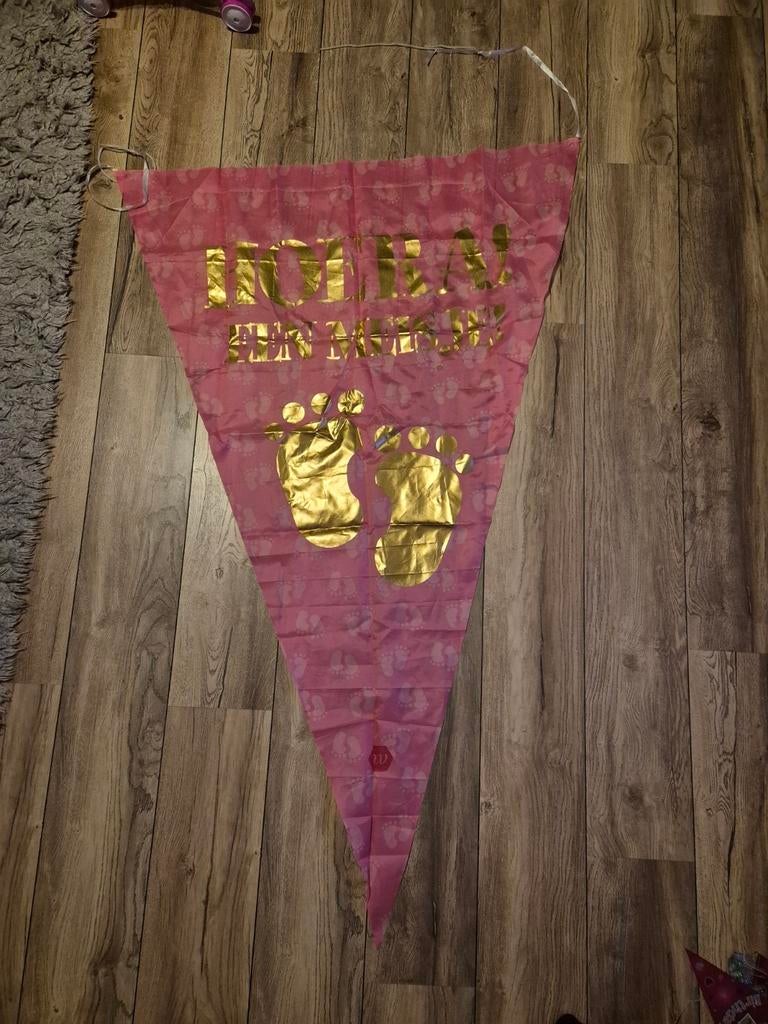 Hoera! Een Meisje! Geboorte Slinger Roze met Gouden Voetjes, Ophalen of Verzenden, Versiering, Geboorte of Huwelijk