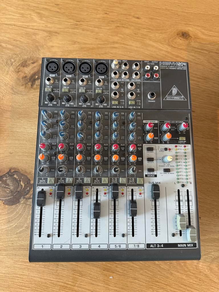 Behringer Xenyx 1204 mengpaneel met USB/audio interface, Ophalen of Verzenden, Gebruikt, 10 tot 20 kanalen, Microfooningang