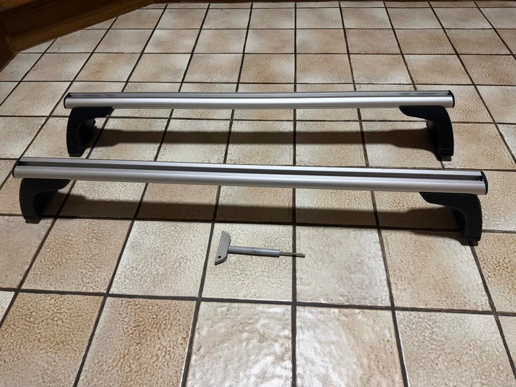 Bmw E90/E91 dakdragers, Ophalen, Zo goed als nieuw