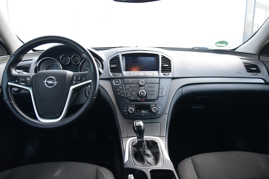 Opel Insignia 2.0 CDTI EcoFLEX Business+ Navi Pdc Trekhaak, Euro 5, Stof, Zwart, 4 cilinders