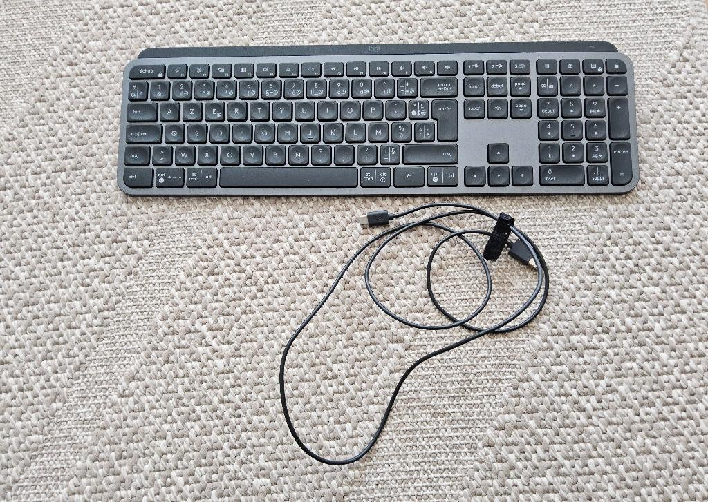 Logitech MX Keys S for Mac - Draadloos Toetsenbord - AZERTY, Computers en Software, Toetsenborden, Ophalen, Azerty, Zo goed als nieuw