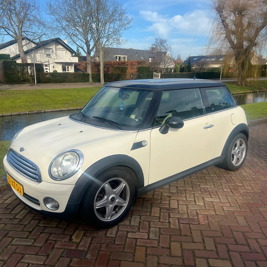 Mini 1.6 16V Cooper 2007 Wit - panoramadak, Bedrijf, Te koop