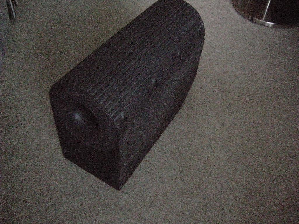 B & W Solid Rock subwoofer - zgan, Audio, Tv en Foto, Luidsprekers, Ophalen, Subwoofer, Zo goed als nieuw, 60 tot 120 watt