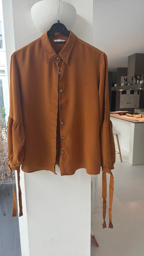 Caliban. Zijden blouse  mt 40/42, Ophalen of Verzenden, Zo goed als nieuw, Maat 38/40 (M), Bruin