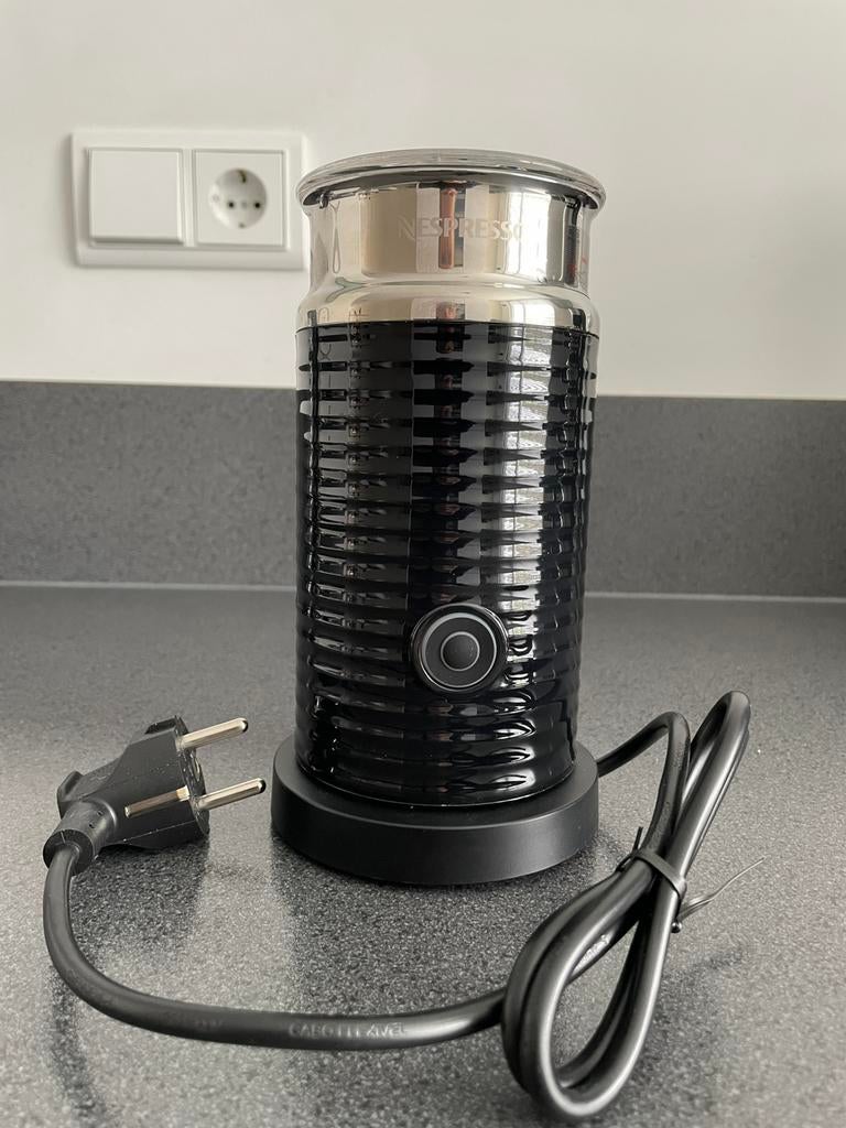 Nespresso melkopschuimer (Nieuw), Ophalen of Verzenden, Nieuw, Elektrische melkopschuimer