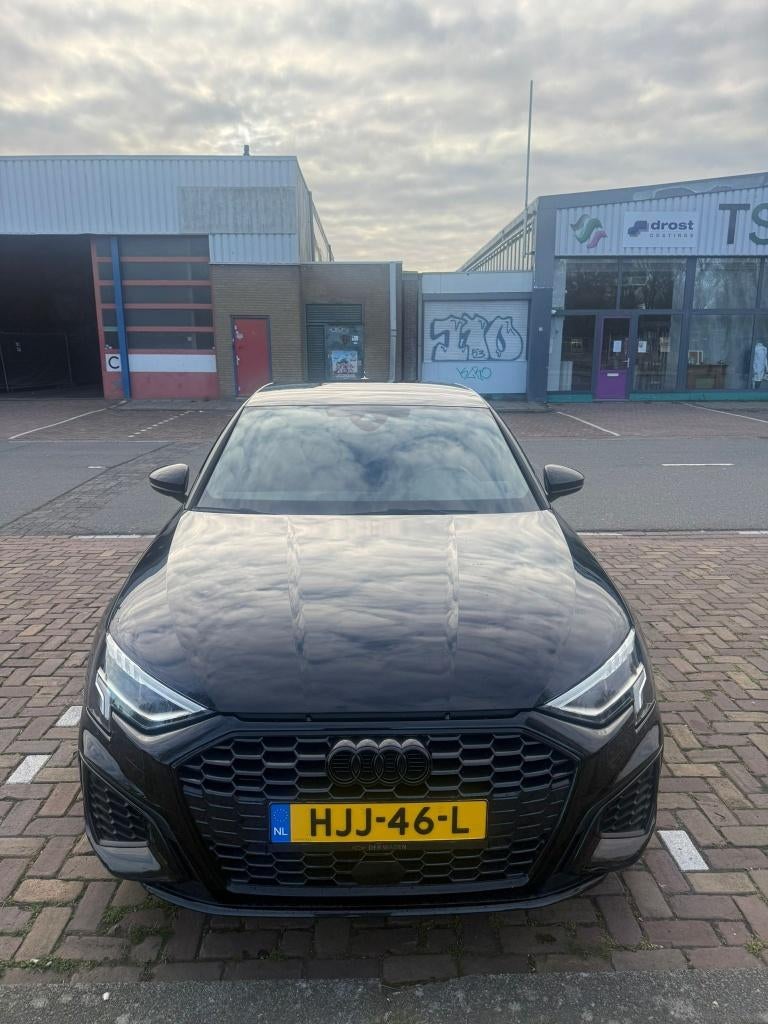 Audi A3 3X S-Line 40 Tfsi e 204pk Phev S-tronic 2021 Zwart, 4 cilinders, 1535 kg, Leder en Stof, Zwart